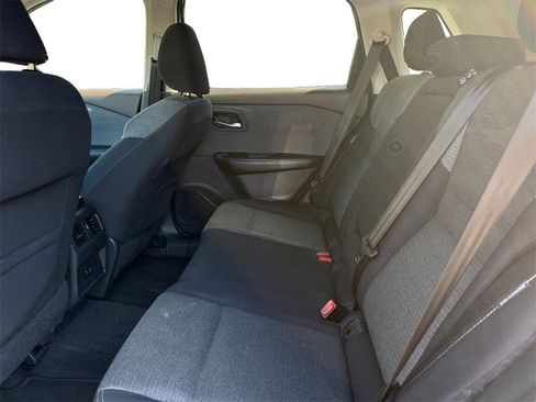 Used 2022 Nissan Rogue SV image 14