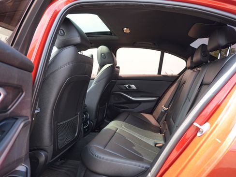 Used 2021 BMW 330i Sedan RWD image 19