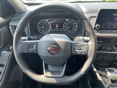 Used 2025 Nissan Rogue SV w/ Rock Creek Premium Package AWD/4WD image 32