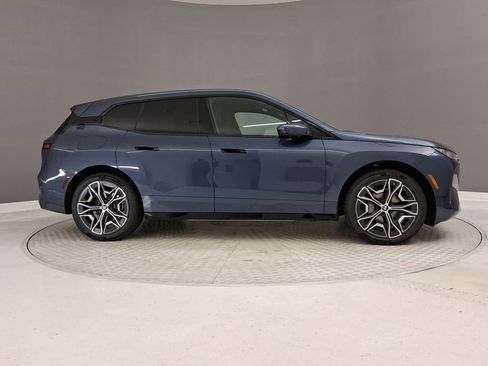 New 2026 BMW iX xDrive45 image 6