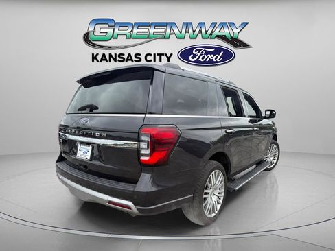 Used 2024 Ford Expedition Limited AWD/4WD image 8