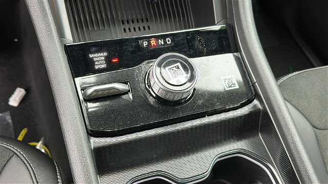 New 2026 Jeep Grand Cherokee Altitude AWD/4WD image 18