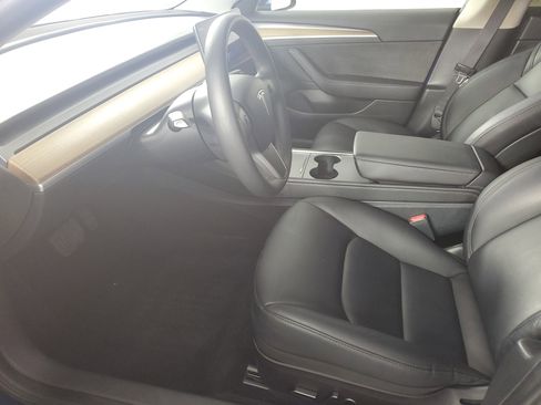 Used 2023 Tesla Model 3 Standard Range image 11