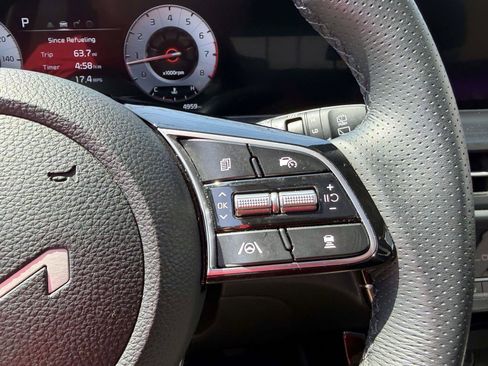 Used 2026 Kia Seltos SX w/ SX Sunroof Package AWD/4WD image 31