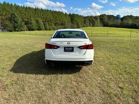 Used 2024 Nissan Altima 2.5 SR image 6