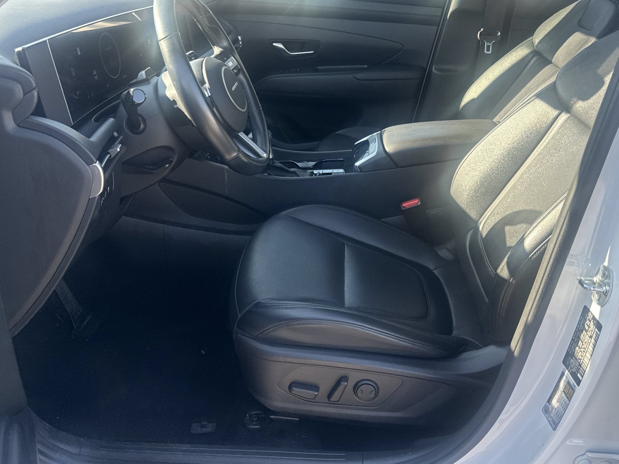 Used 2025 Hyundai Tucson SEL AWD/4WD image 9