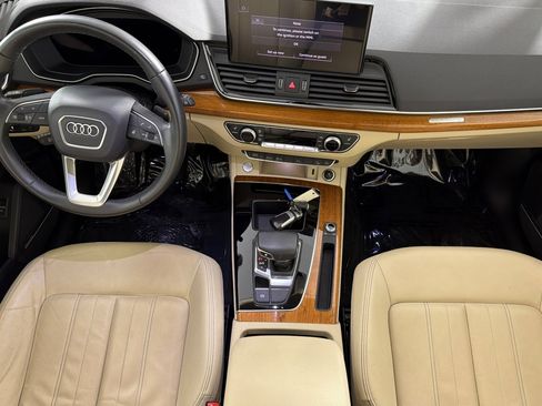 Used 2023 Audi Q5 2.0T Premium Plus w/ Premium Plus Package AWD/4WD image 12