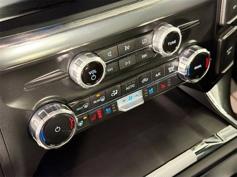 Used 2022 Ford F150 Lariat w/ Equipment Group 502A High image 15