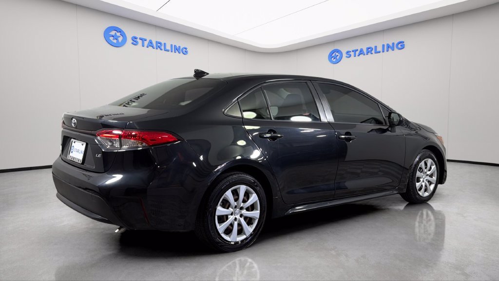 Used 2021 Toyota Corolla LE FWD image 9
