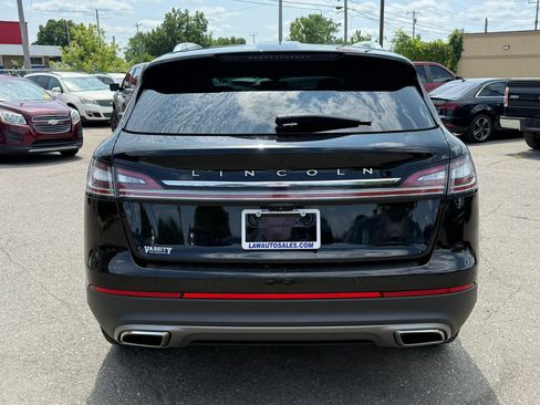 Used 2023 Lincoln Nautilus Reserve w/ Monochromatic Package AWD/4WD image 6