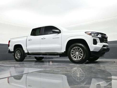 Used 2023 Chevrolet Colorado LT w/ LT Convenience Package image 27