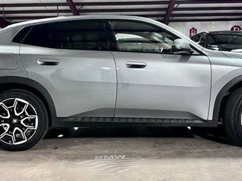 Used 2026 BMW X2 xDrive28i AWD/4WD image 2