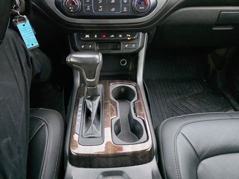 Used 2020 GMC Canyon SLT w/ Driver Alert Package image 14