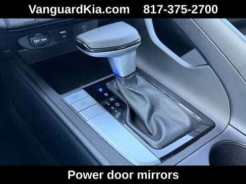 Used 2024 Hyundai Elantra SEL image 23