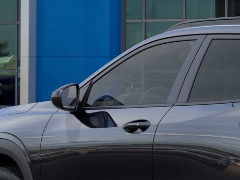 New 2026 Chevrolet Trax RS w/ Driver Confidence Package image 12