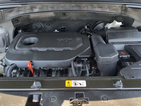 Used 2018 Hyundai Santa Fe Sport w/ 2.4L Value Package 02 FWD image 28