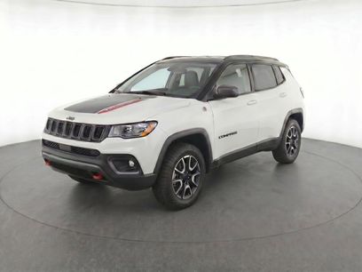 Used 2025 Jeep Compass Trailhawk