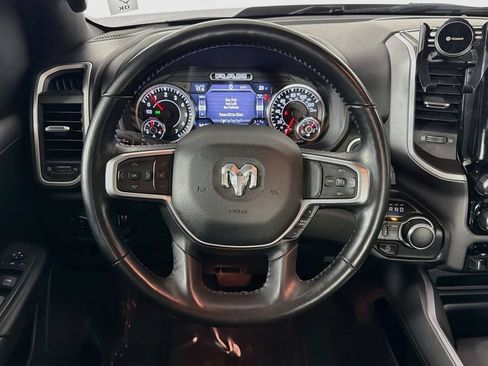 Used 2022 RAM 1500 Big Horn AWD/4WD image 11