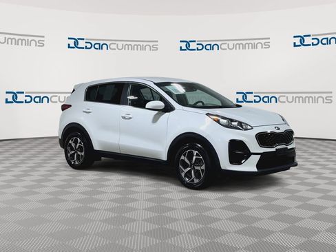 Used 2020 Kia Sportage LX FWD image 3