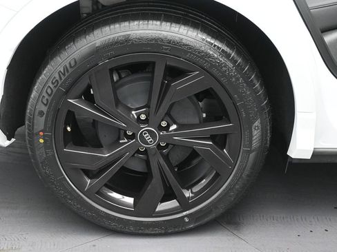 Used 2023 Audi Q4 e-tron Premium Plus AWD/4WD image 13
