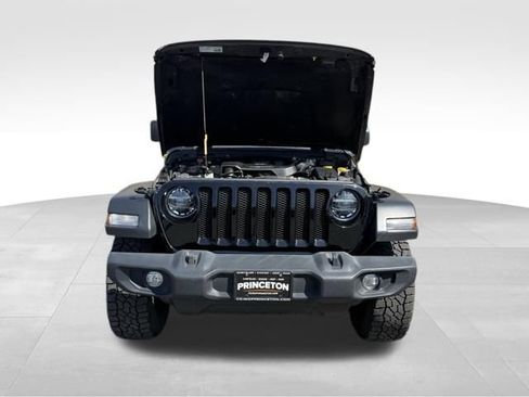 Certified 2022 Jeep Wrangler Unlimited Sport AWD/4WD image 9