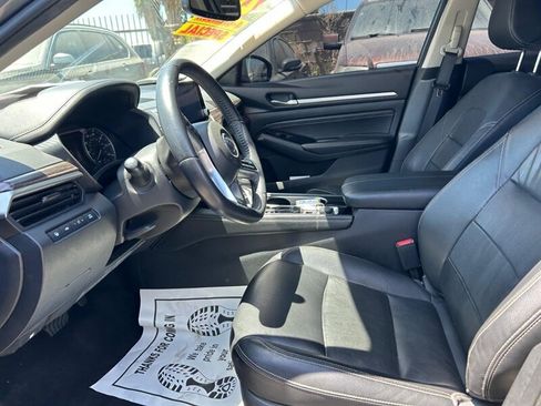 Used 2020 Nissan Altima 2.5 SL FWD image 15