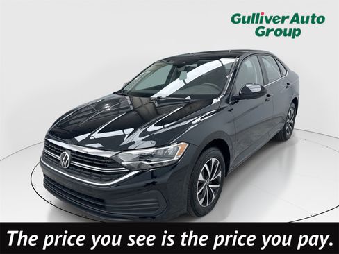 Used 2023 Volkswagen Jetta S image 1