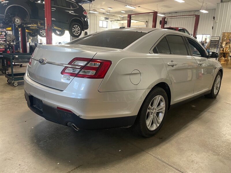 Used 2017 Ford Taurus SEL w/ Equipment Group 201A AWD/4WD image 6