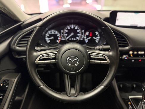 Used 2021 MAZDA MAZDA3 s image 17