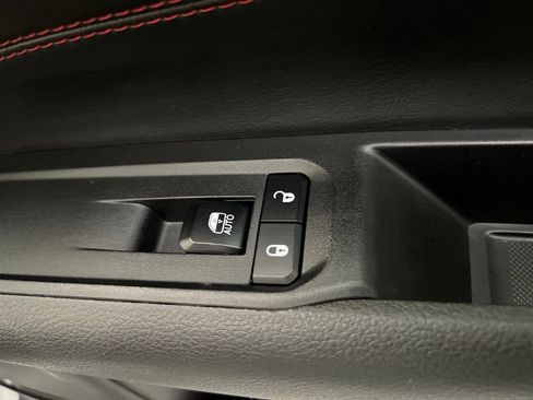 Used 2024 Jeep Compass Trailhawk AWD/4WD image 23
