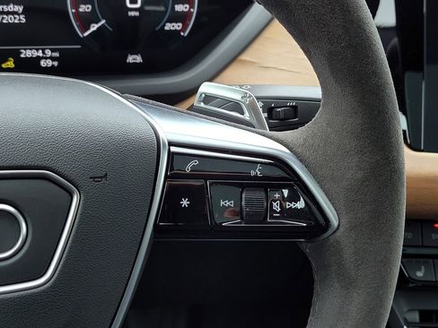 Used 2024 Audi e-tron GT Premium Plus AWD/4WD image 26