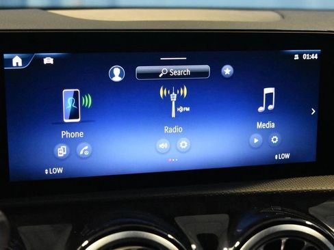 Certified 2025 Mercedes-Benz CLA 250 4MATIC image 11