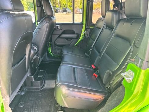 Used 2019 Jeep Wrangler Unlimited Sahara w/ Cold Weather Group image 23