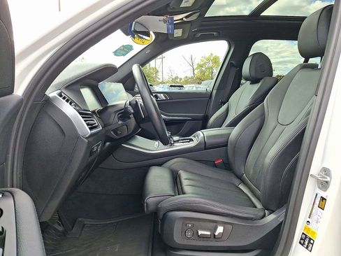 Used 2022 BMW X5 xDrive40i w/ Premium Package image 15