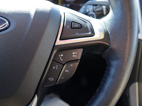 Used 2020 Ford Edge SEL w/ Convenience Package image 17