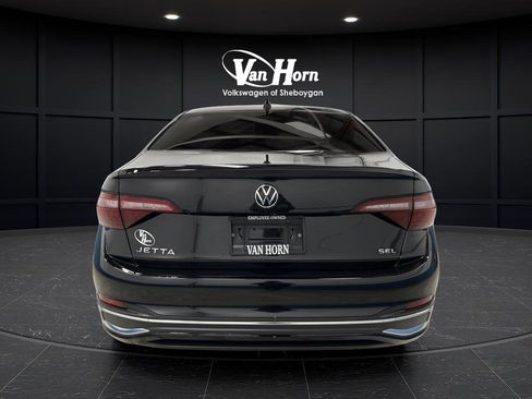 Used 2022 Volkswagen Jetta SEL image 14