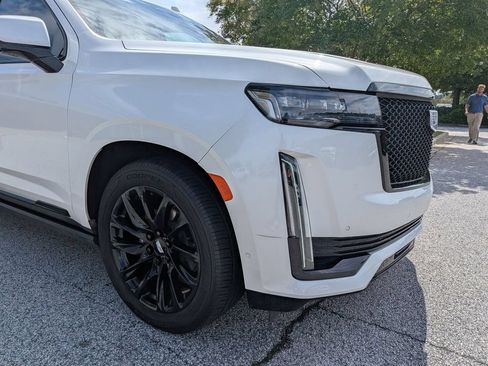 Used 2022 Cadillac Escalade Sport Platinum w/ LPO, ONYX Package AWD/4WD image 10