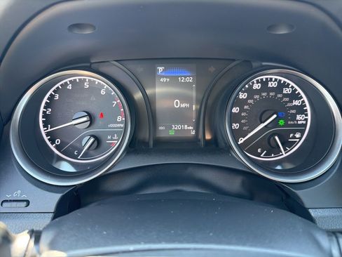 Used 2023 Toyota Camry SE image 14