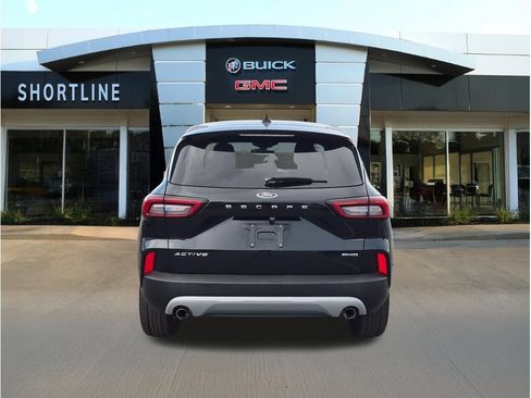 Used 2024 Ford Escape Active AWD/4WD image 4