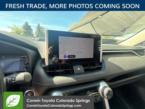 Used 2025 Toyota RAV4 XLE AWD/4WD image 11