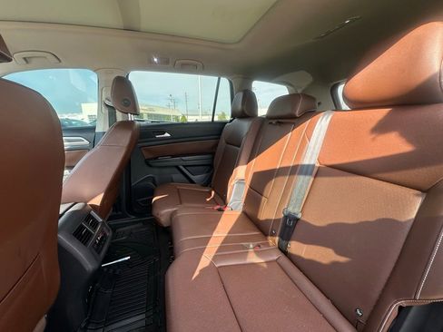 Used 2021 Volkswagen Atlas SEL image 8