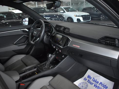 Used 2024 Audi Q3 2.0T Premium Plus AWD/4WD image 24