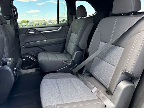 New 2026 GMC Acadia Elevation AWD/4WD image 32