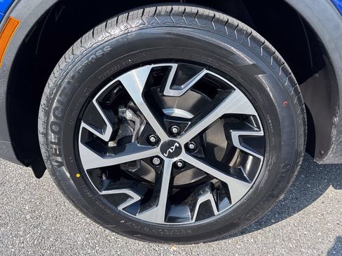 Used 2023 Kia Sportage EX AWD/4WD image 45