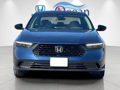 Used 2025 Honda Accord SE image 8