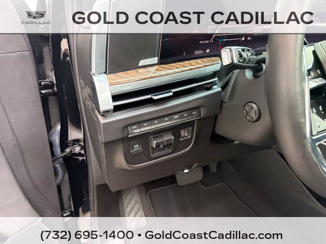 Certified 2026 Cadillac Escalade Platinum Sport AWD/4WD image 23