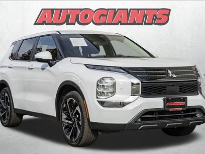 Used 2022 Mitsubishi Outlander ES
