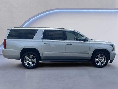 Used 2015 Chevrolet Suburban LT AWD/4WD image 7