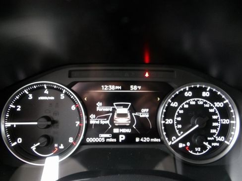 New 2025 Mitsubishi Outlander ES image 32