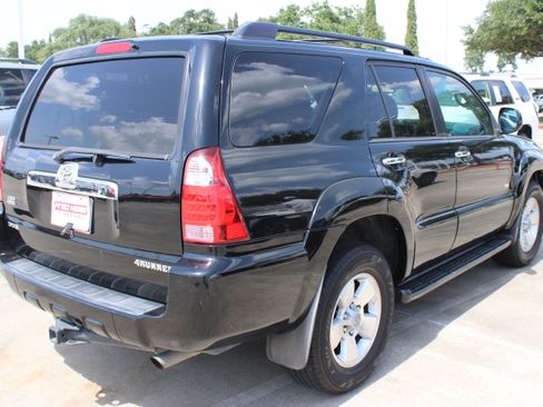 Used 2007 Toyota 4Runner SR5 RWD image 11